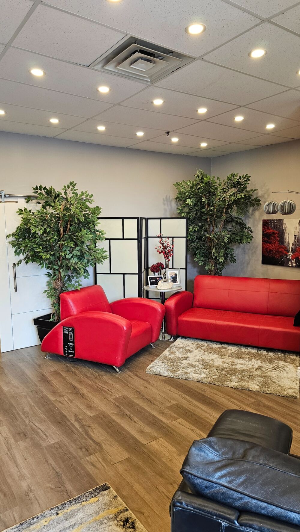 Main floor office space, view D